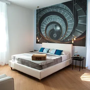 Milizie 76 Gallery ** Řím